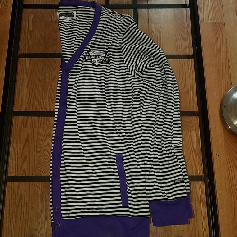 4x Black label cardigan